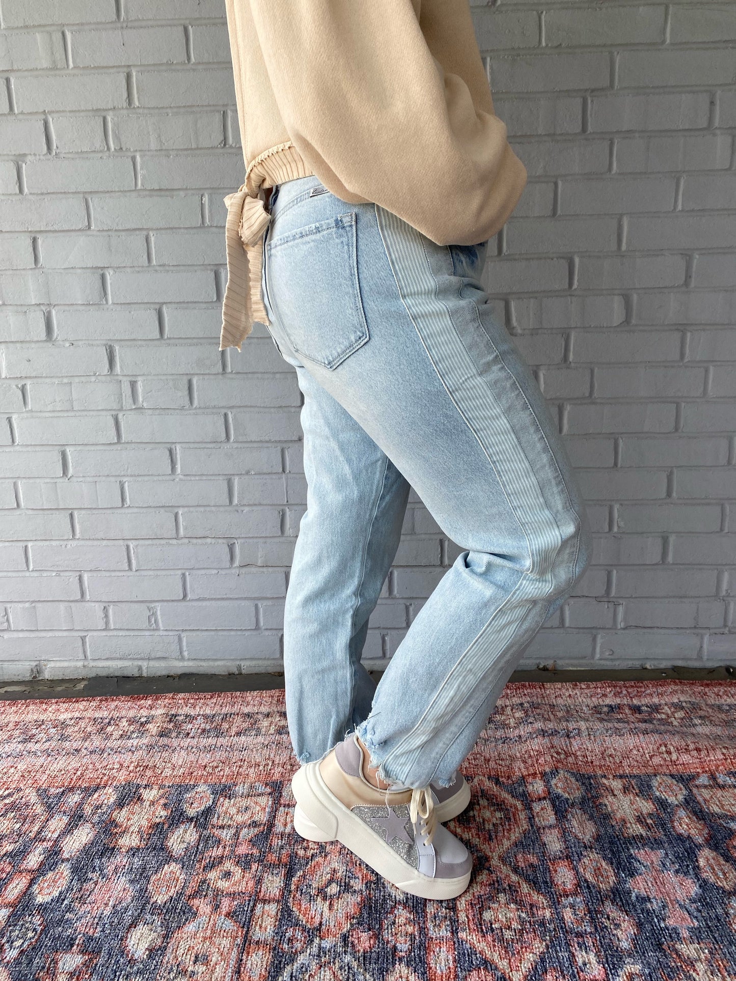 Cece High Rise Slim Straight