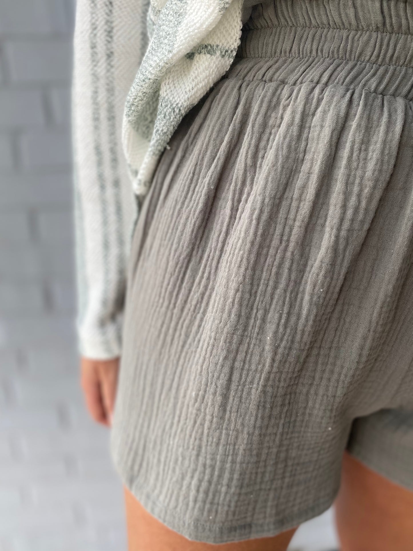 Weeping Willow Shorts