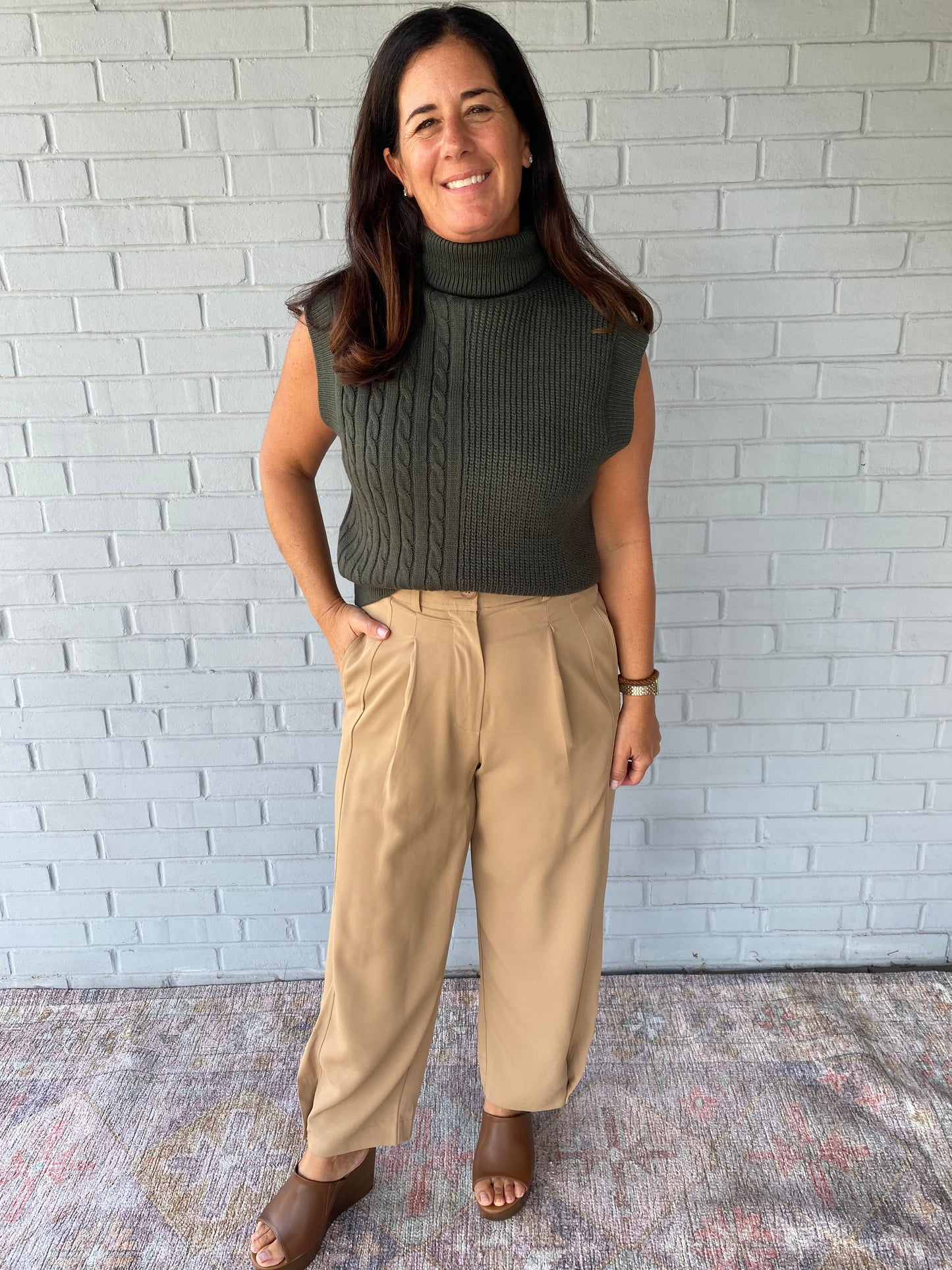 Andréa Cropped Trousers in Latte