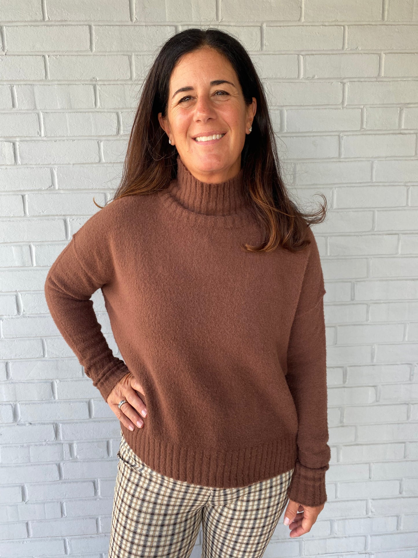 Jessie Turtleneck in Brown