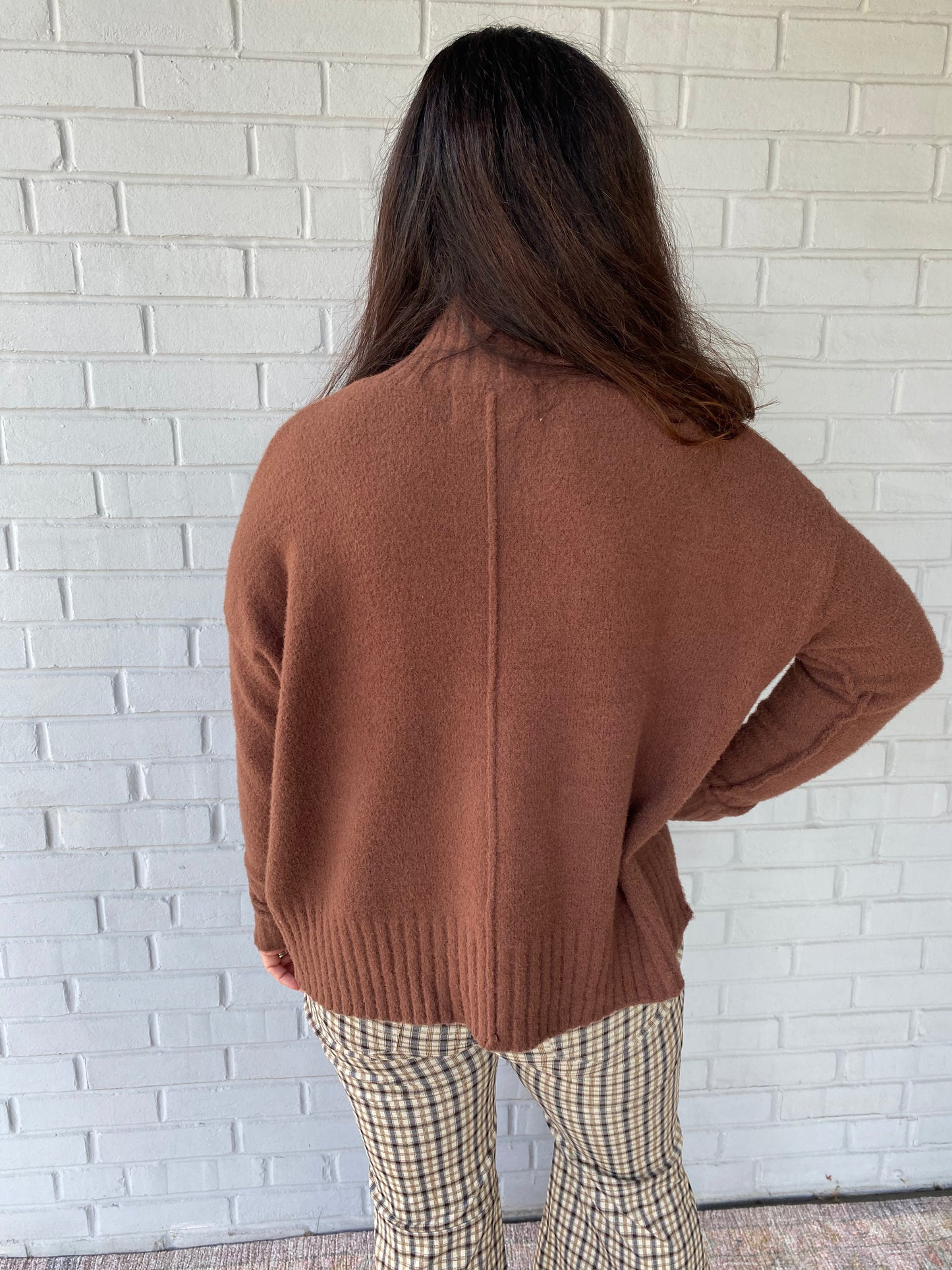 Jessie Turtleneck in Brown