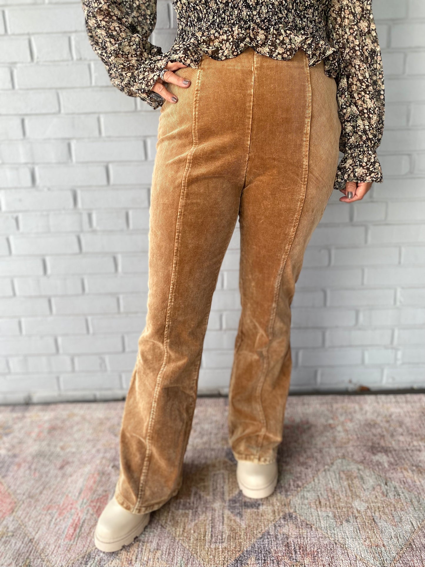 Adrienne Corduroy Pants in Almond