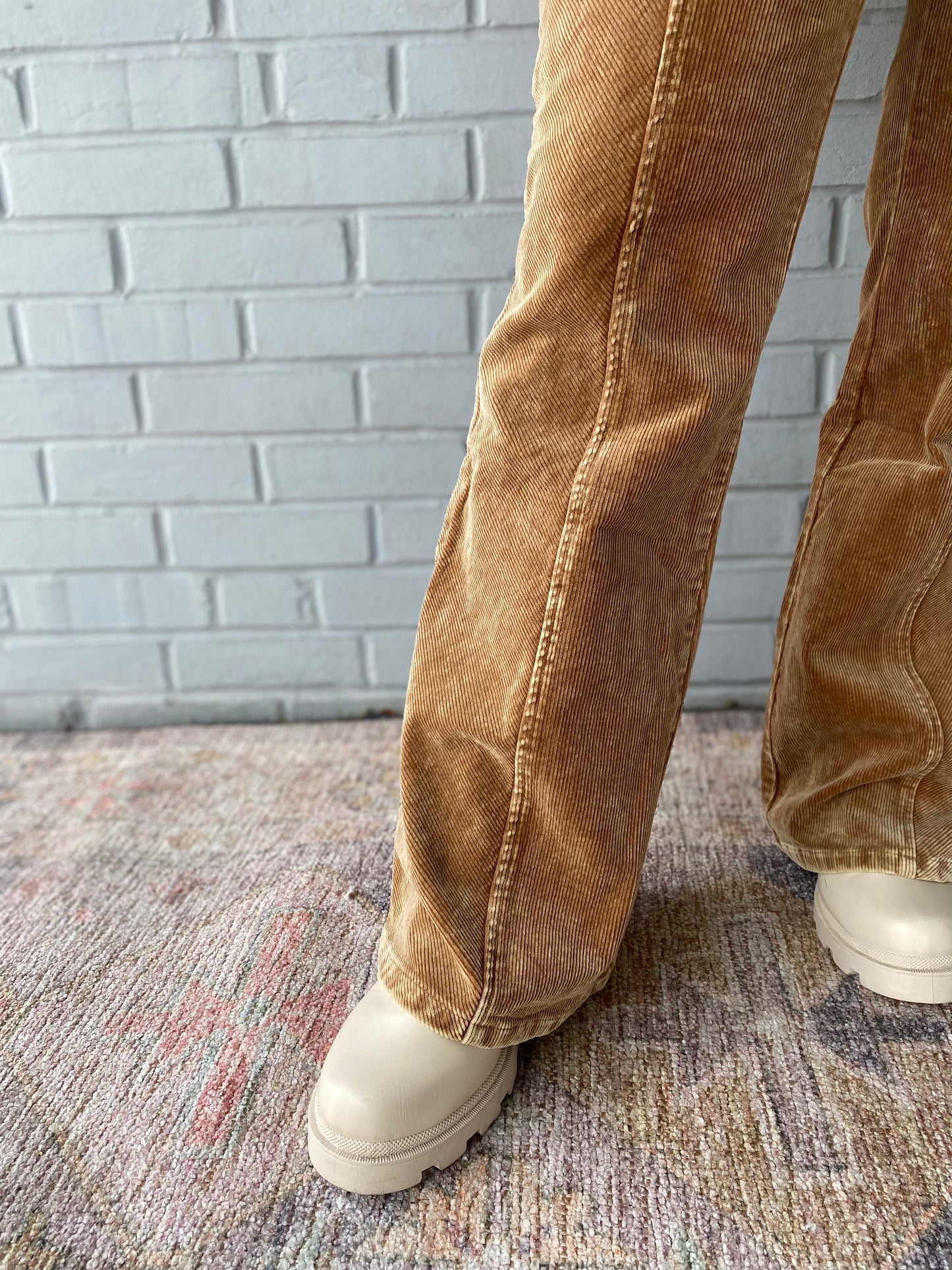 Adrienne Corduroy Pants in Almond