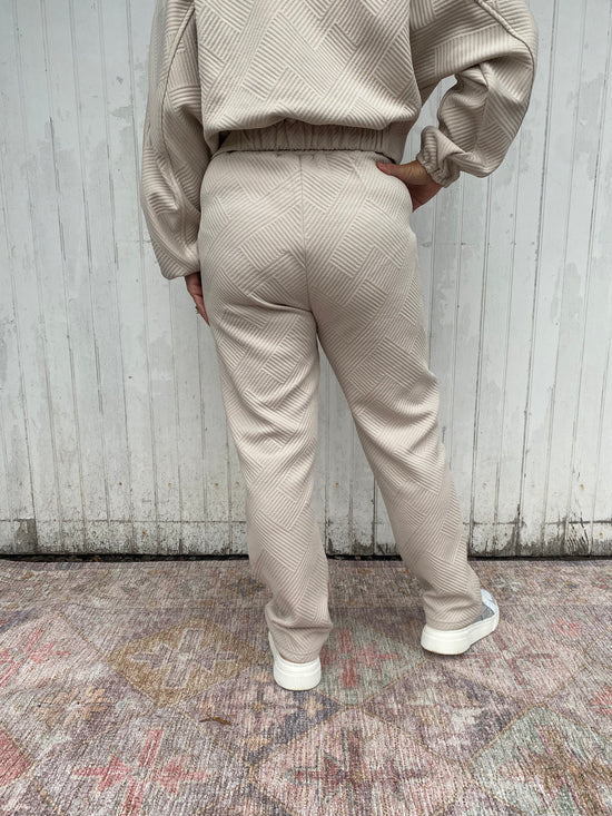 Jogging Around Town Bottom Sand