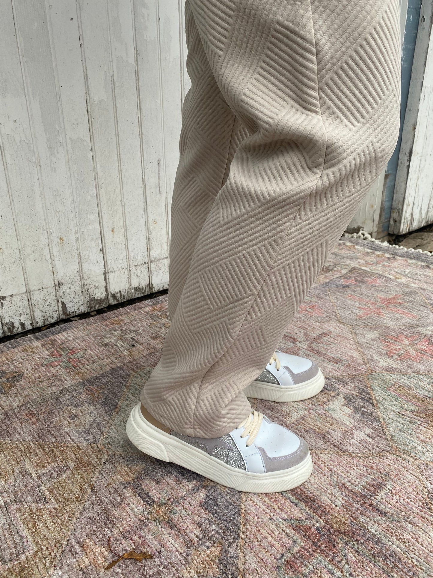 Jogging Around Town Bottom Sand