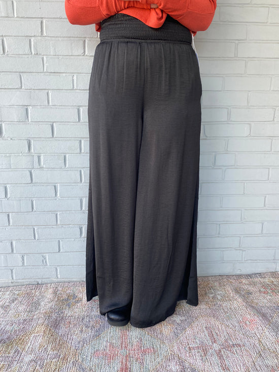 Sasha in Satin Wide Pants Black