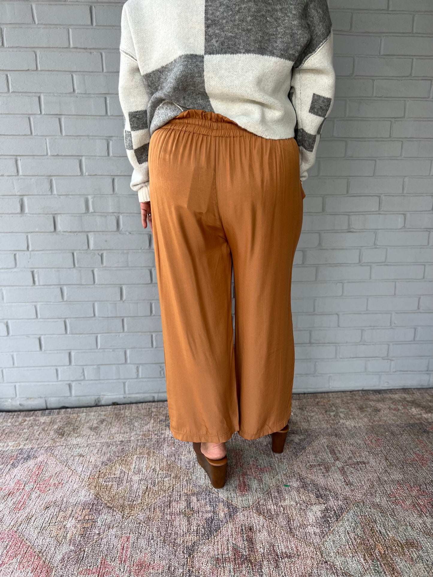 Fall Traveling Pants in Camel