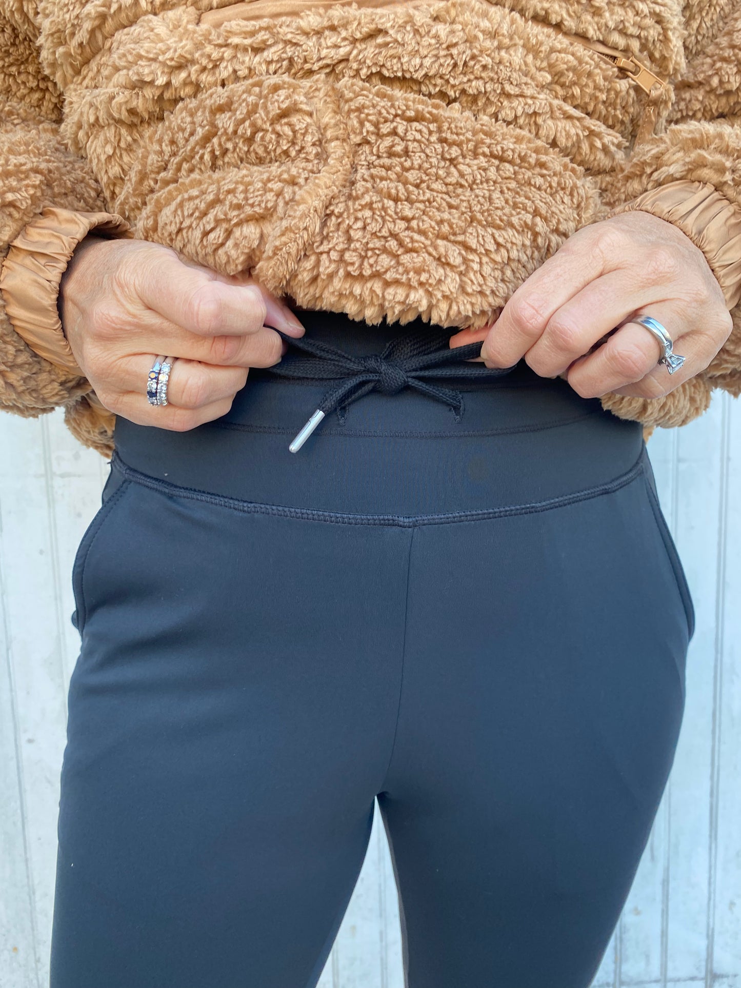 Lucy Joggers in Black