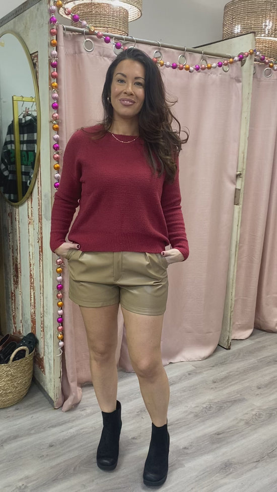 Load and play video in Gallery viewer, Charlie Crewneck Sweater Burgundy
