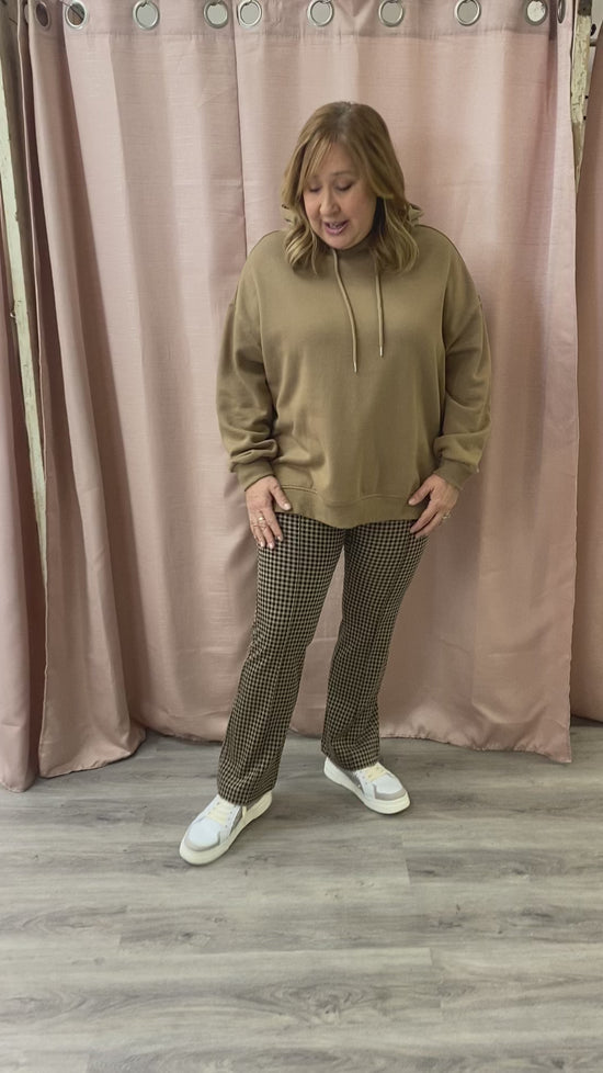 Load and play video in Gallery viewer, Check Mate Knit Pant in Brown

