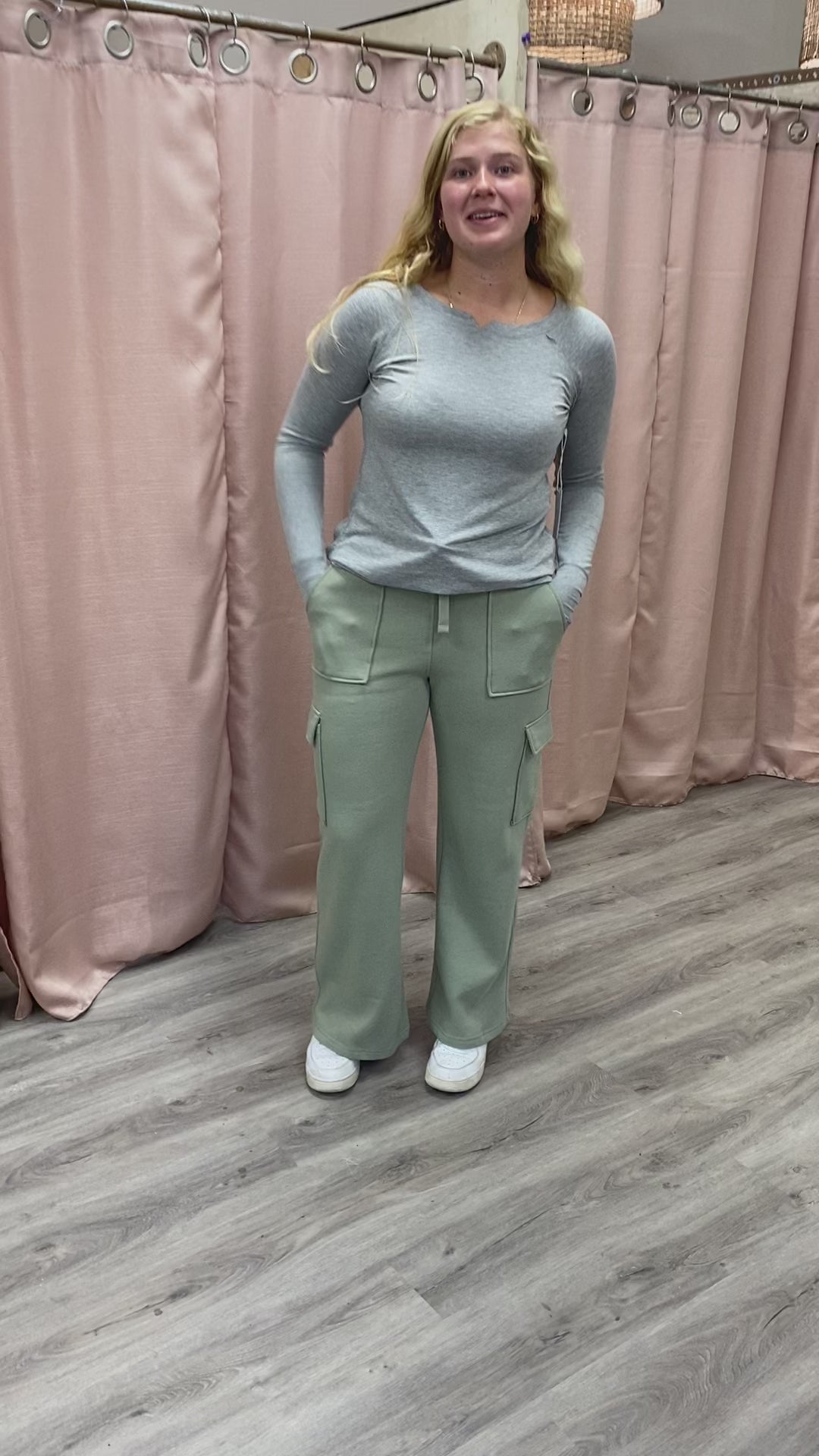 Load and play video in Gallery viewer, Coolest Cutie Pant
