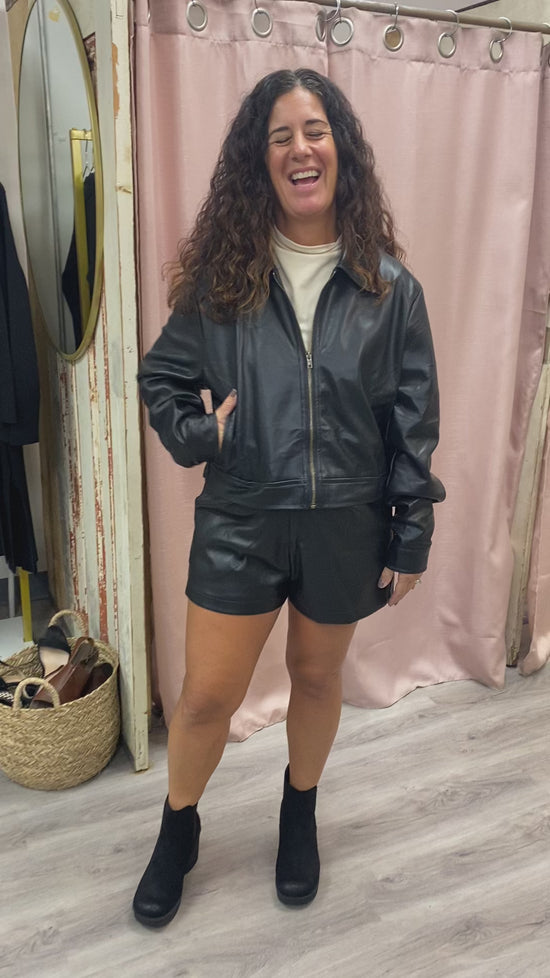 Load and play video in Gallery viewer, The Rizzo Jacket
