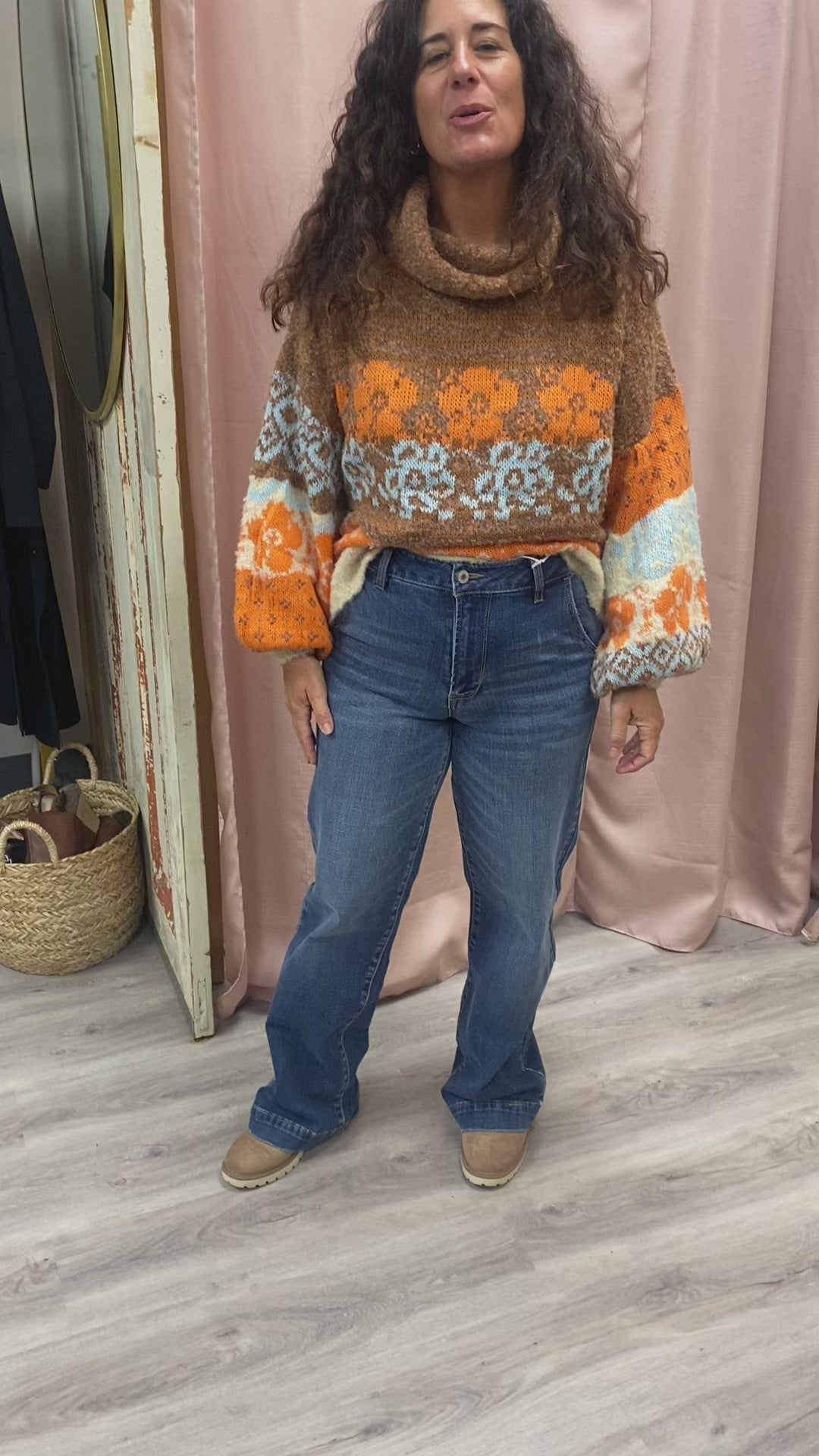 Load and play video in Gallery viewer, Trudy Trousers in Denim
