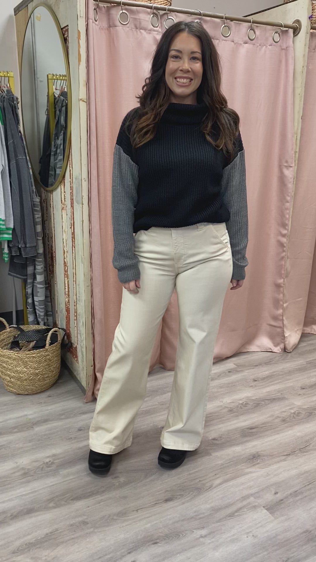 Load and play video in Gallery viewer, Holly High Rise Flares in Tan
