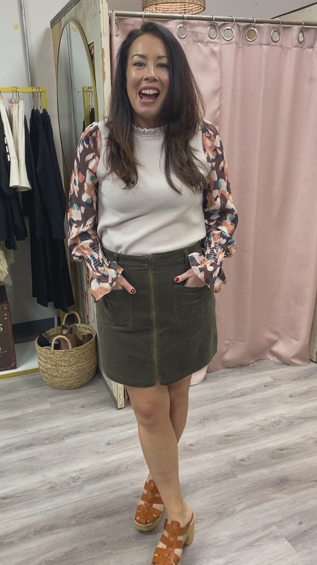 Load and play video in Gallery viewer, Gina Cord Skirt
