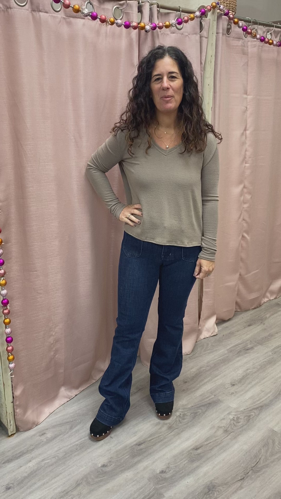 Load and play video in Gallery viewer, Stacy Top Taupe
