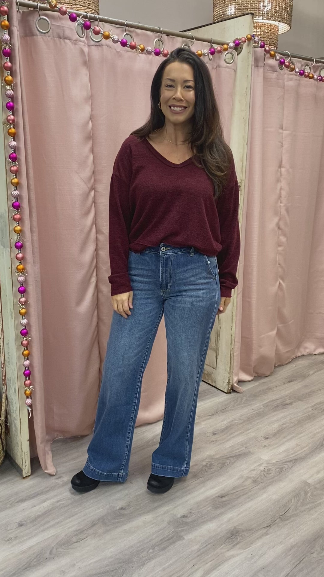 Load and play video in Gallery viewer, Trudy Trousers in Denim
