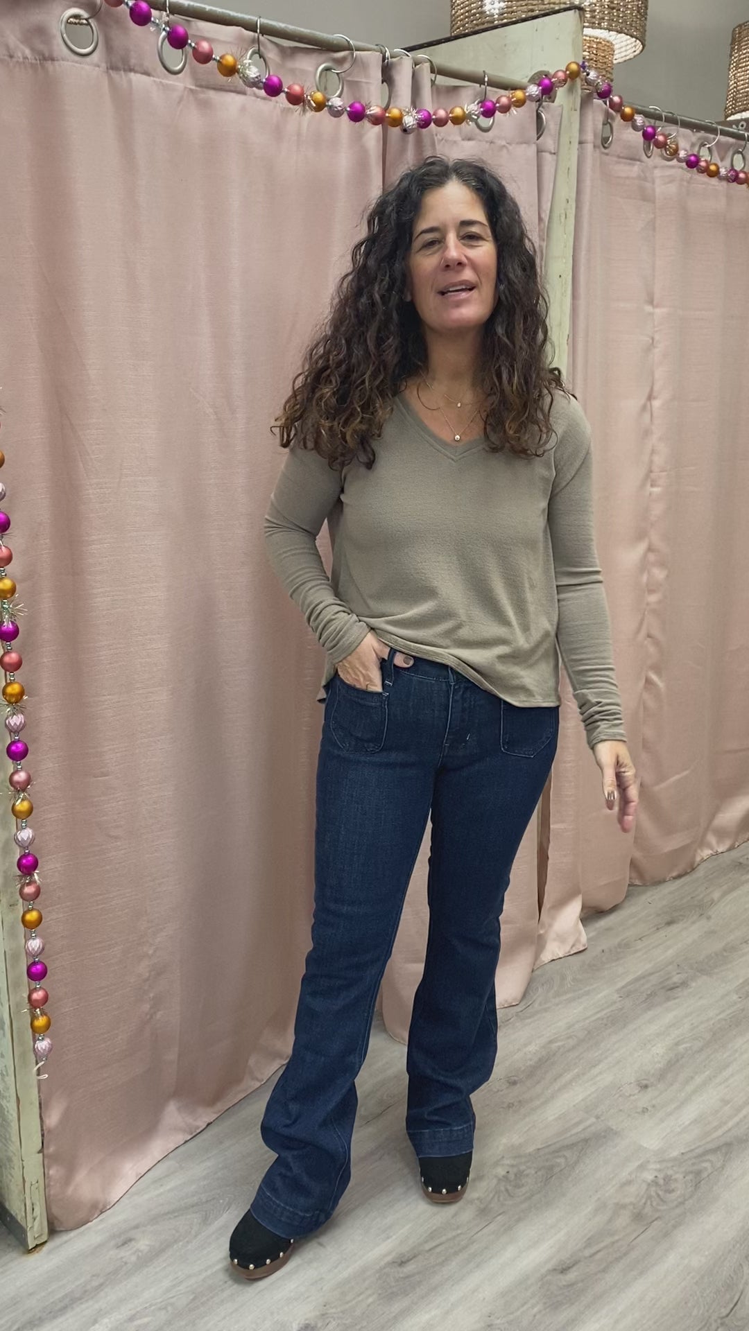 Load and play video in Gallery viewer, Becca Bootcut Jeans
