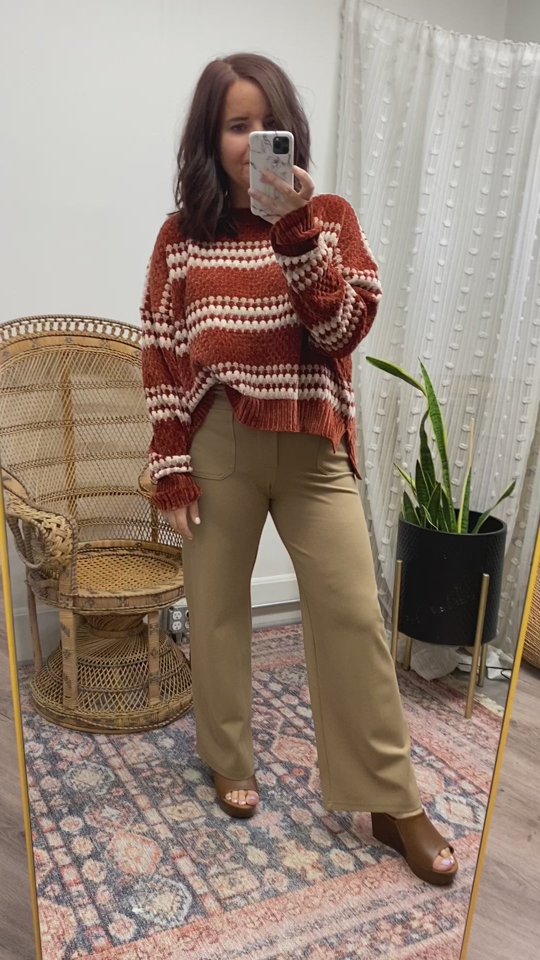Load and play video in Gallery viewer, Rust Chenille Sweater
