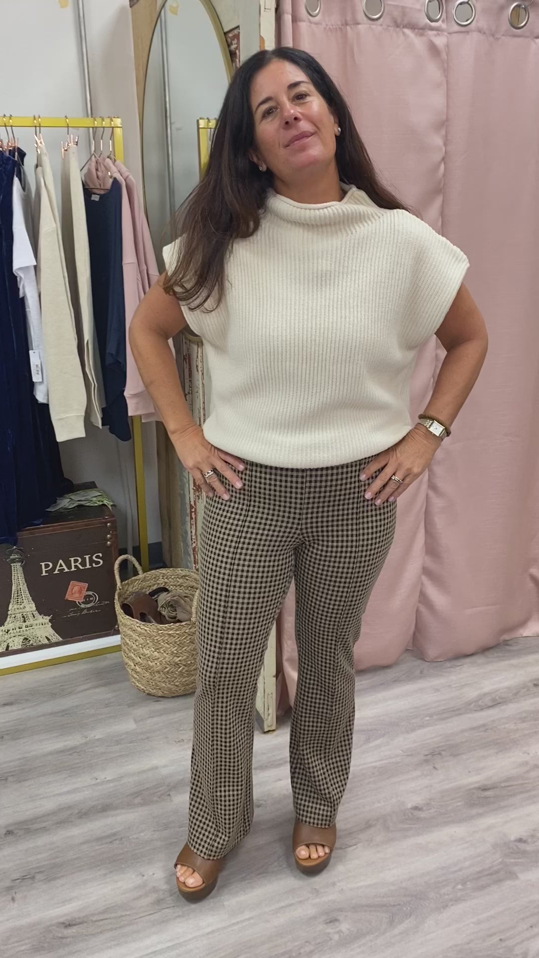 Load and play video in Gallery viewer, Check Mate Knit Pant in Brown

