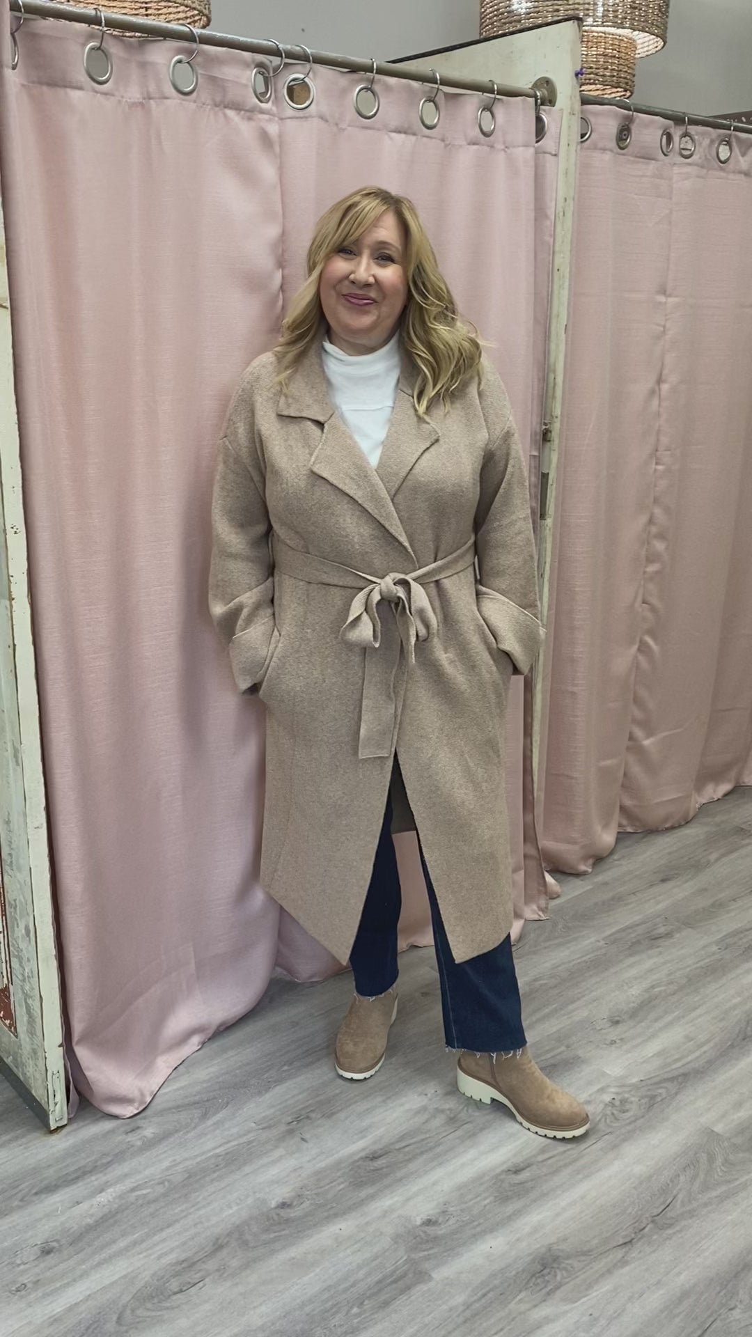 Load and play video in Gallery viewer, Effortless Knit Trench Coat Latte
