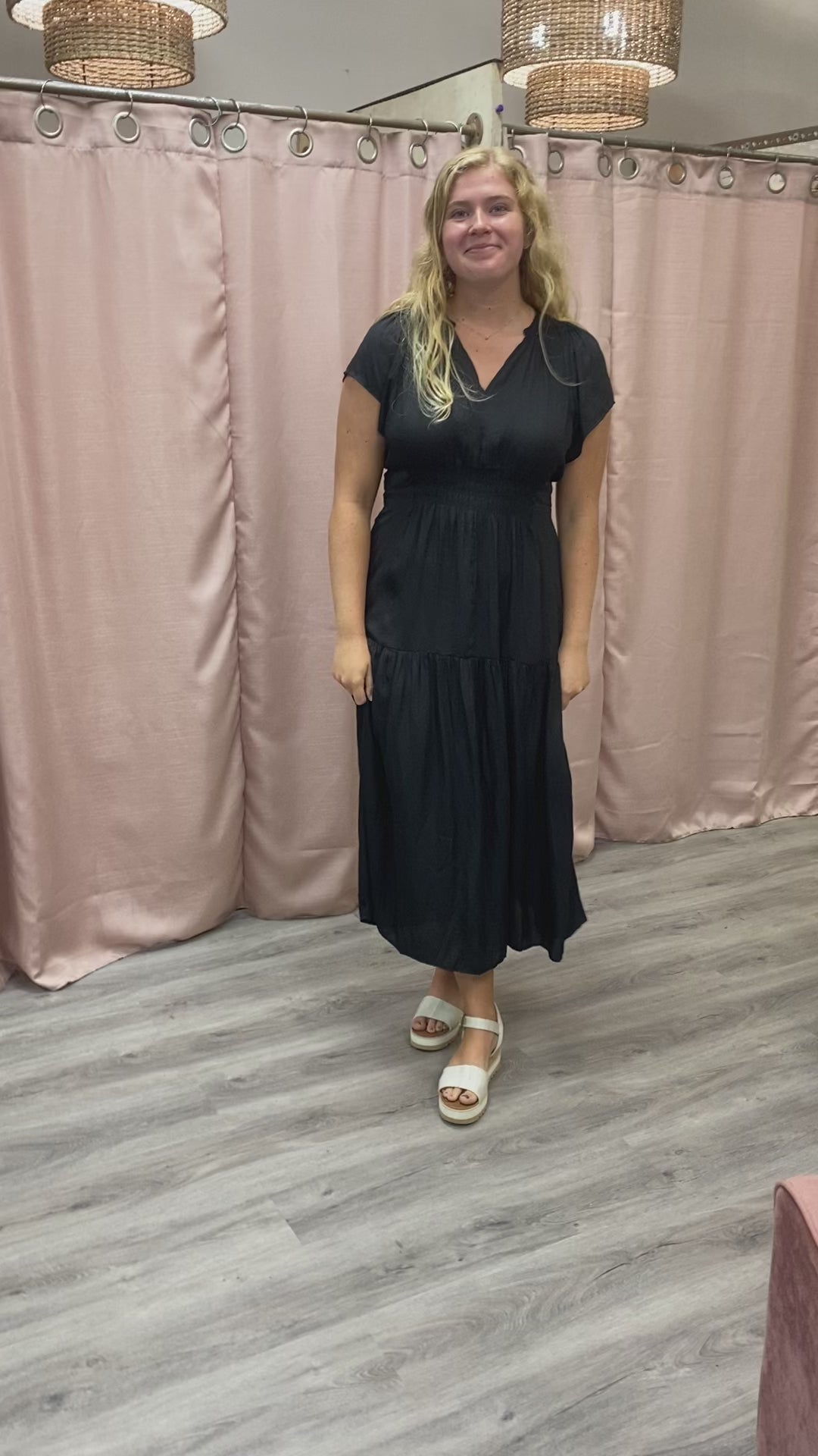 Load and play video in Gallery viewer, Jet Setting Midi Dress
